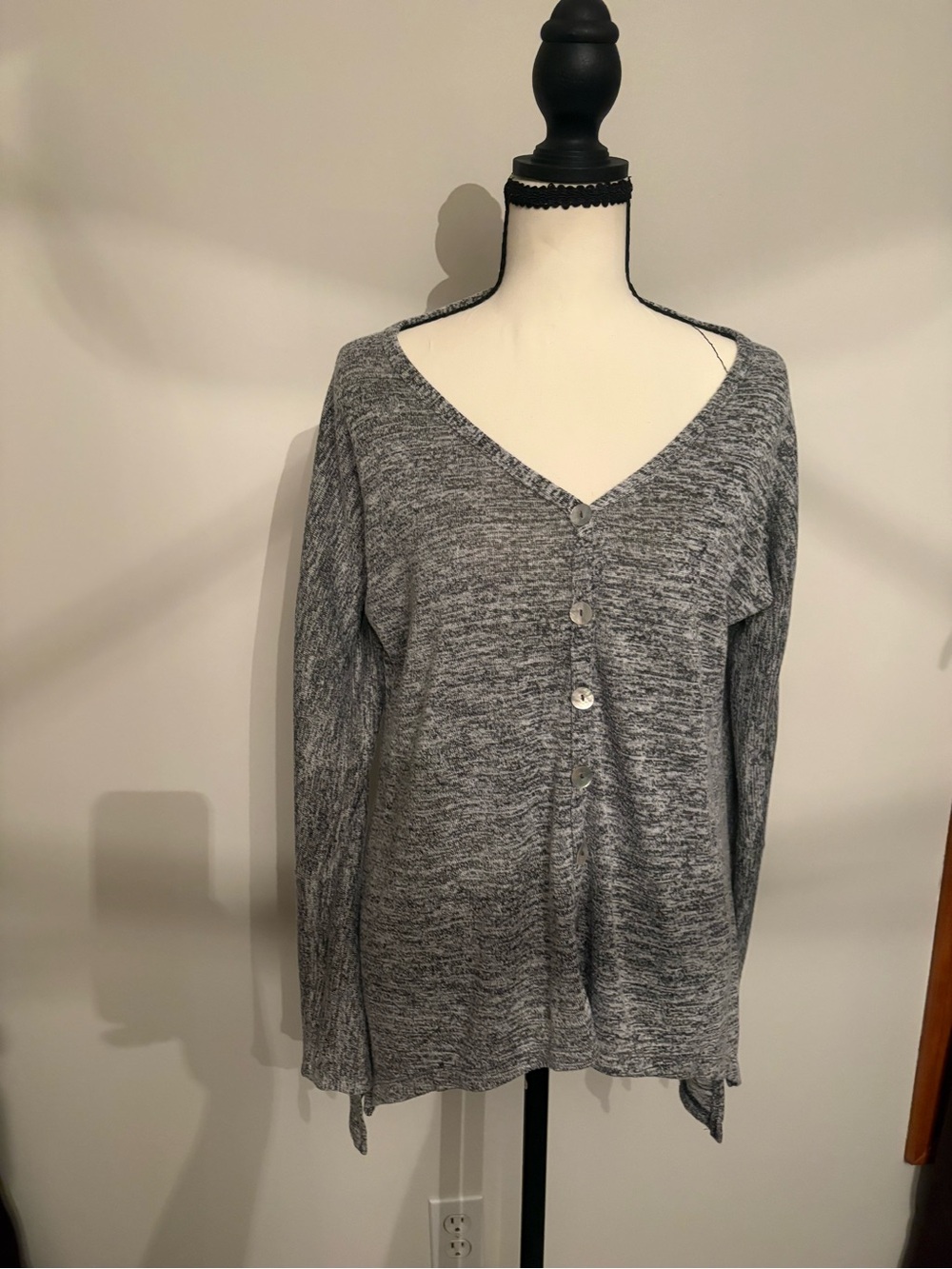 Debbie Morgan Gray Heathered V-Neck Button Front Cardigan